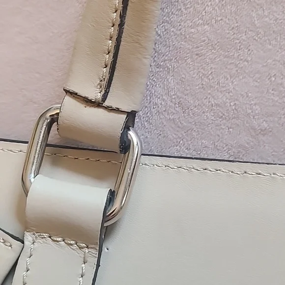 Alberta di Canio Italian genuine leather shoulder bag. - Picture 15 of 16